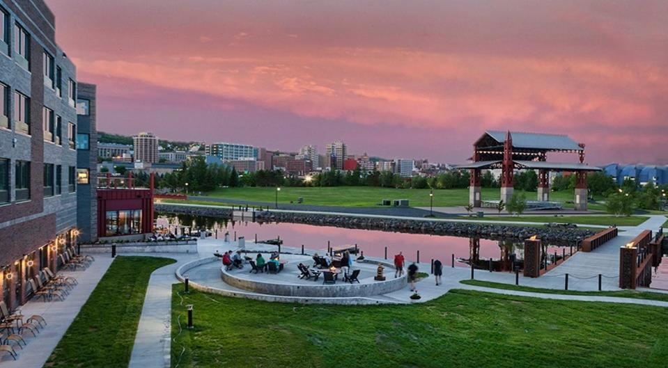 Pier B Resort Duluth Buitenkant foto